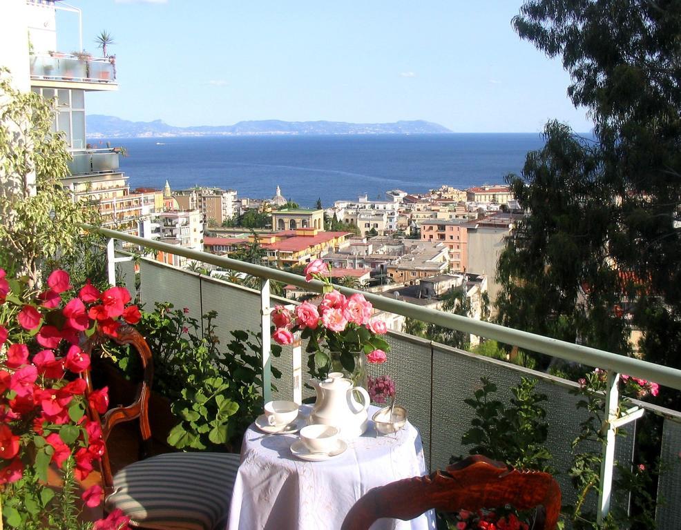 B&B Napoli Franca Екстериор снимка